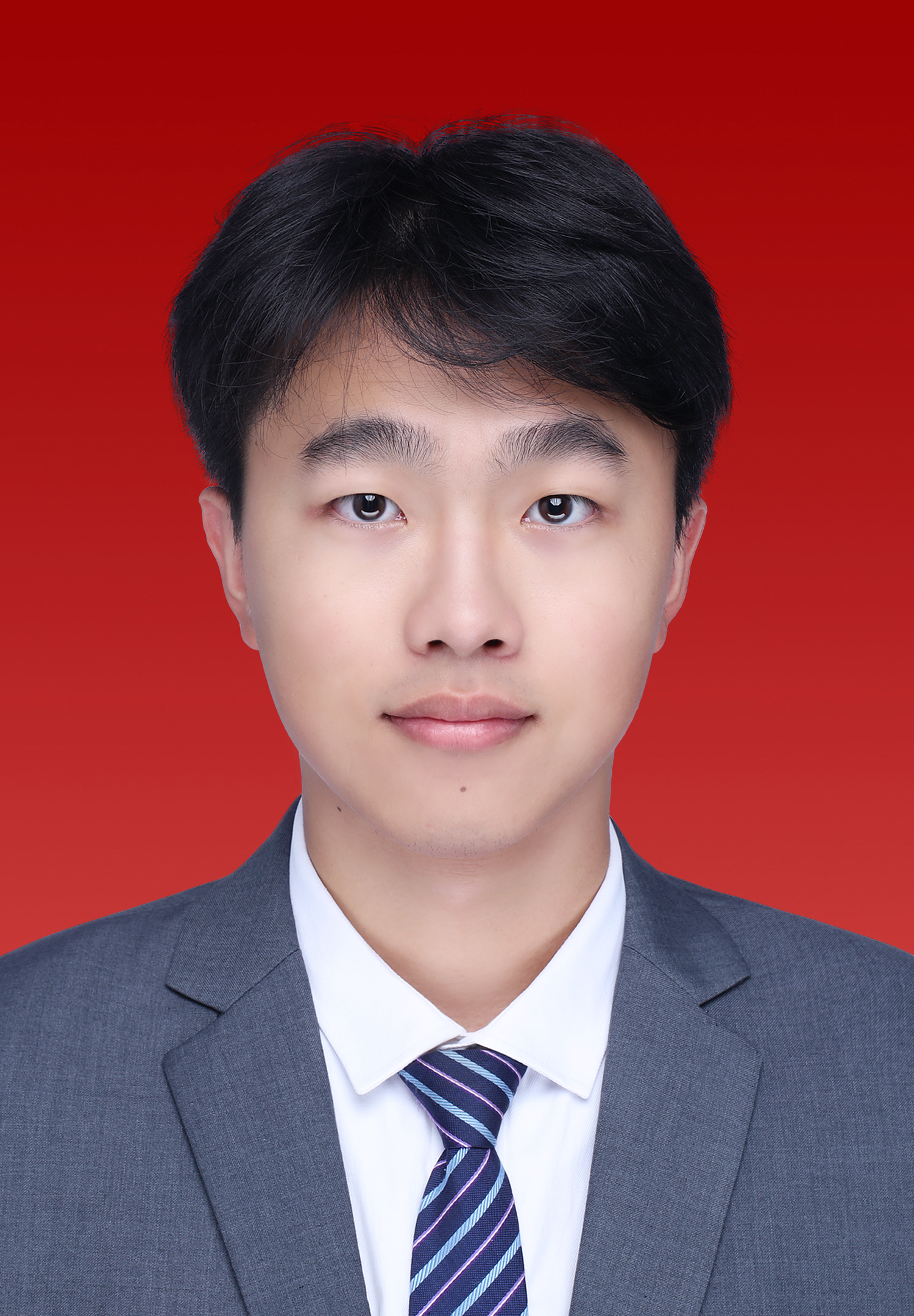 张教员 照片