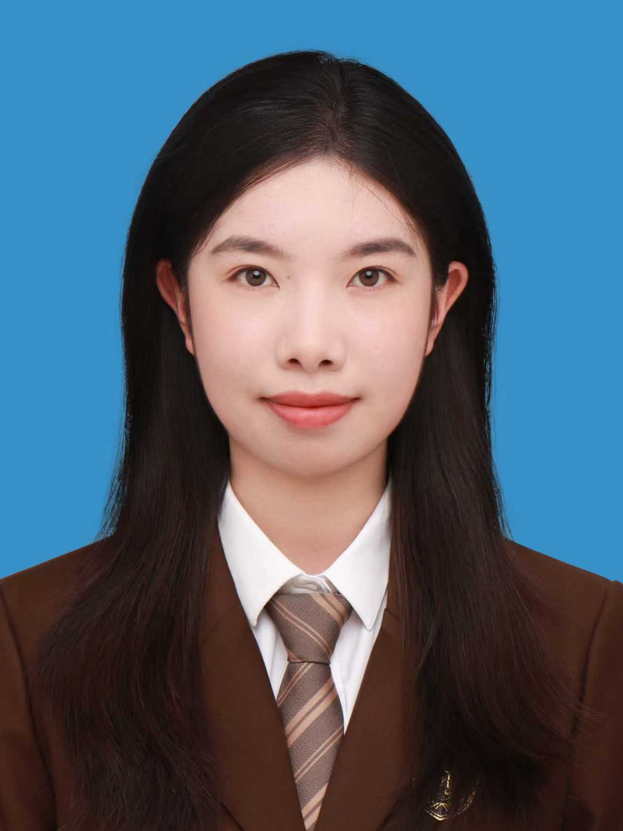 刘教员 照片