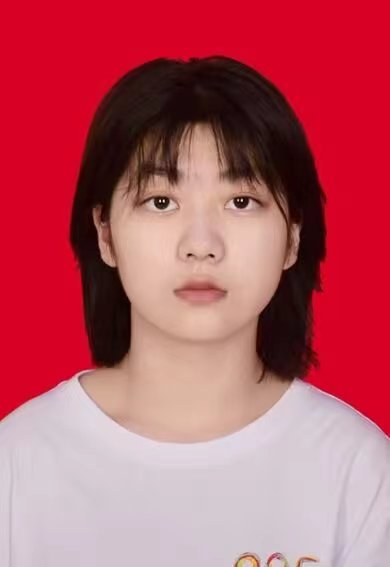 尤教员 照片