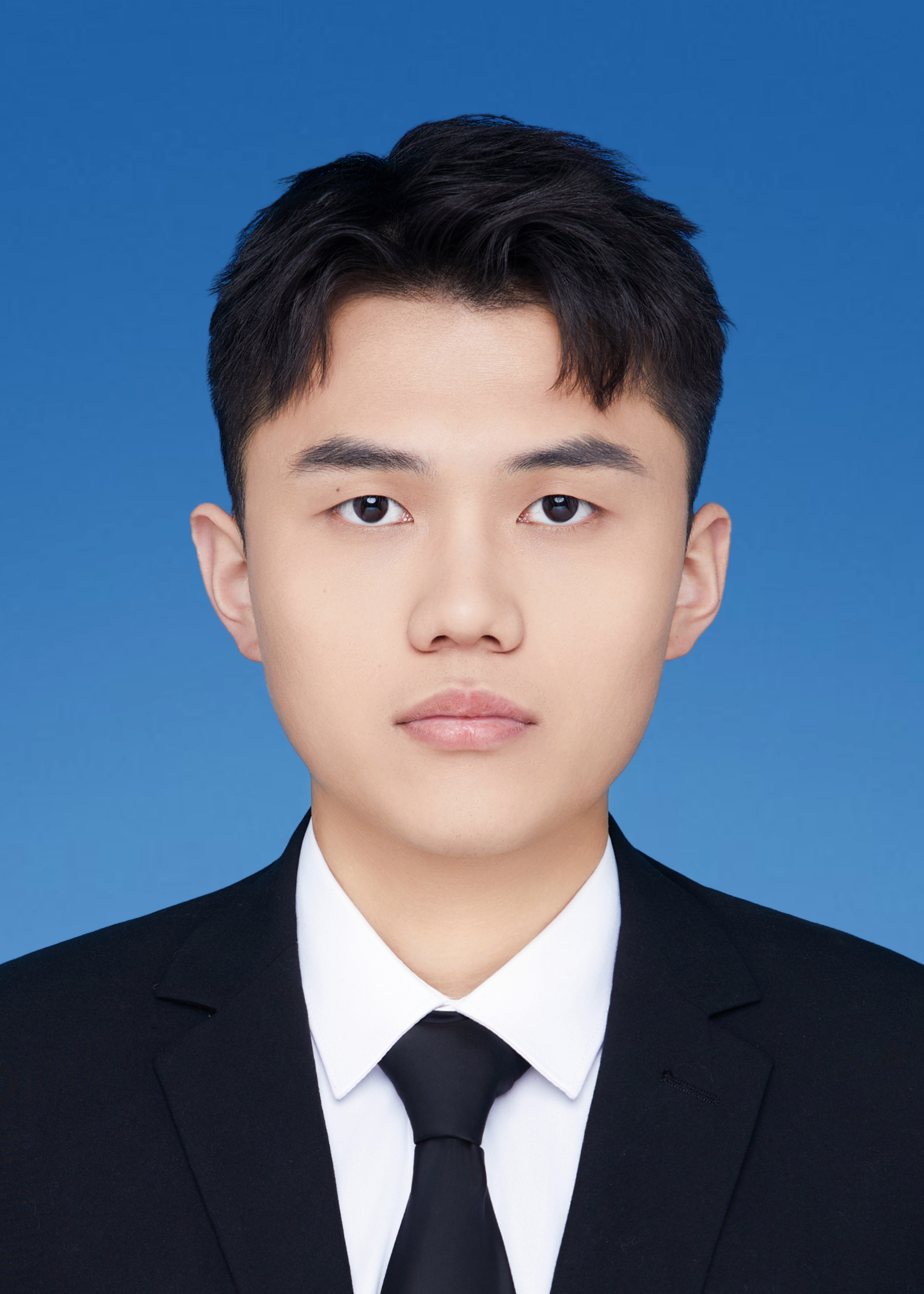 李教员 照片