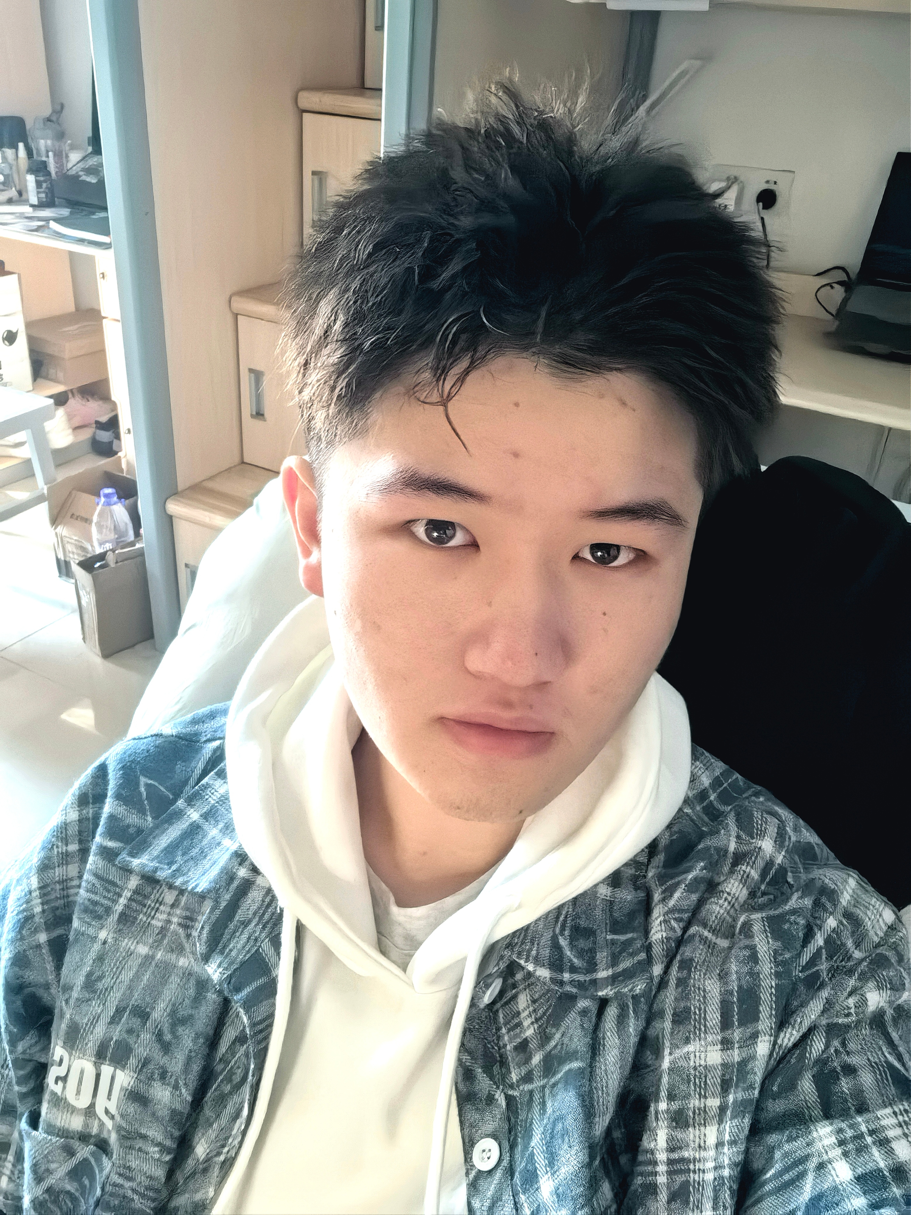 王教员 照片