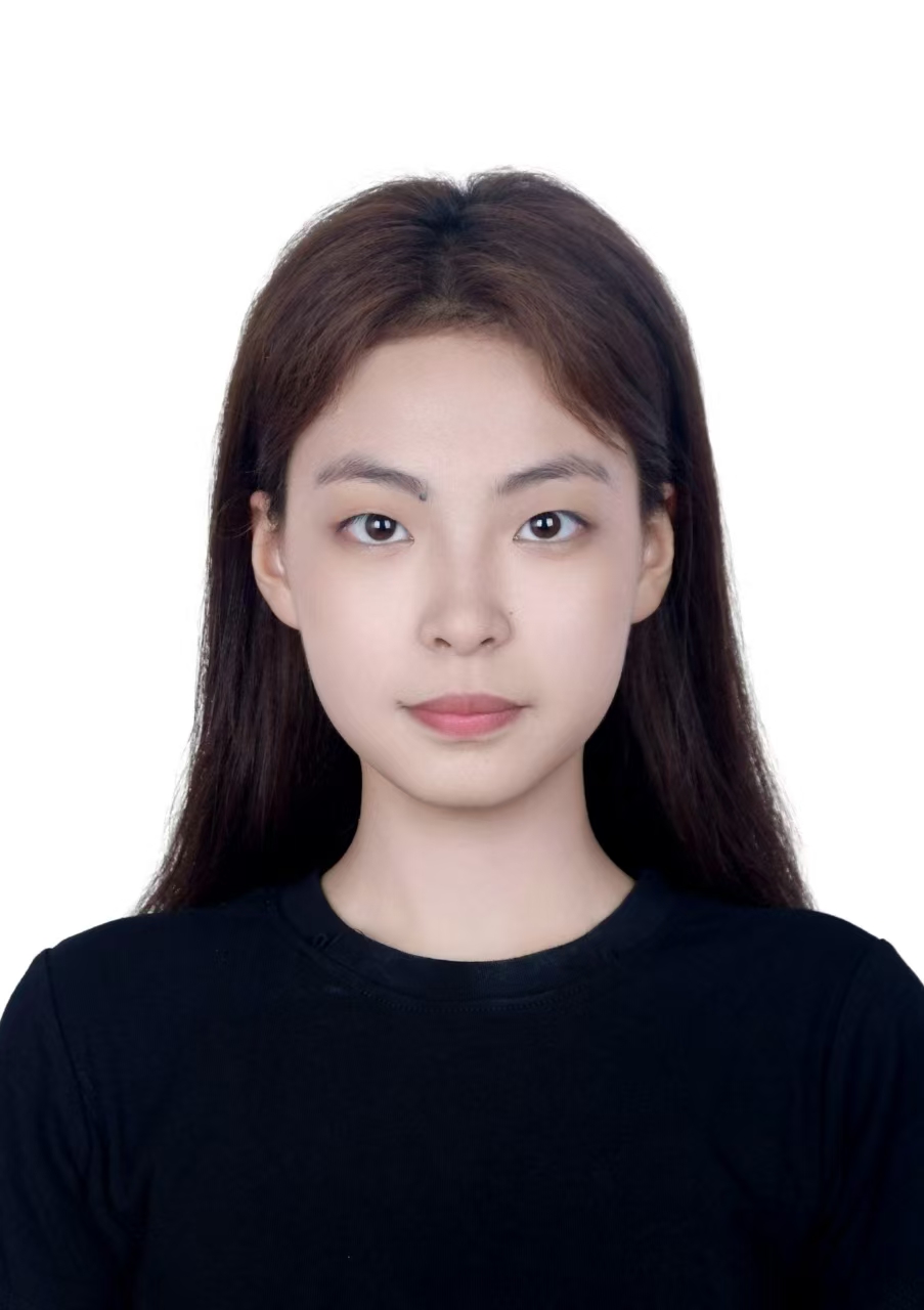 李教员 照片