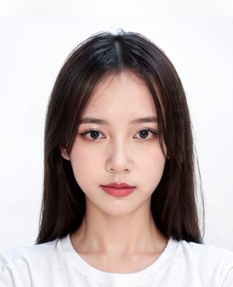 李教员 照片