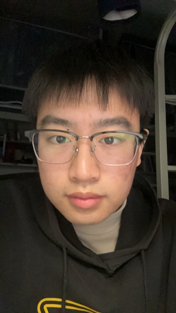 魏教员 照片