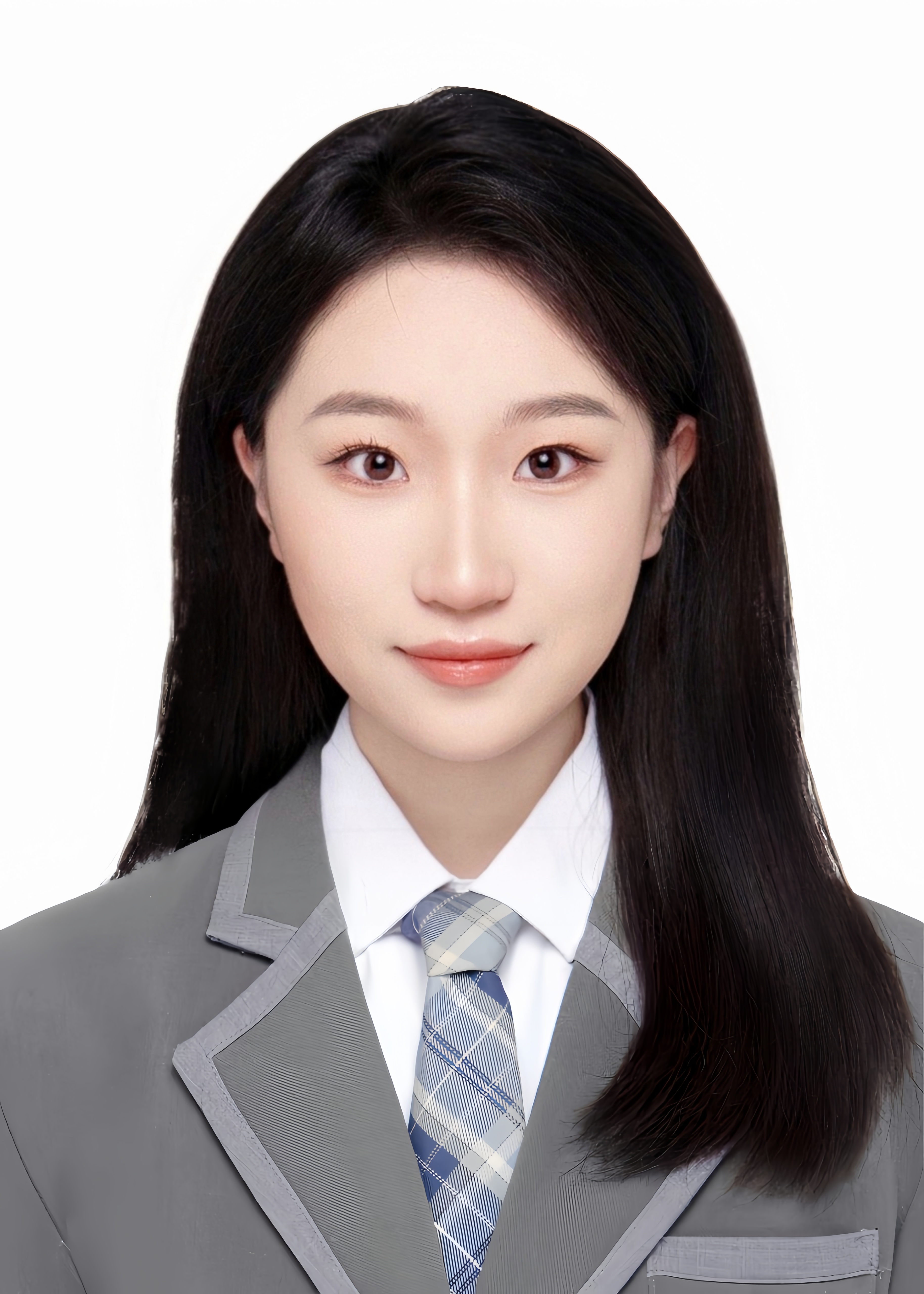 梁教员 照片