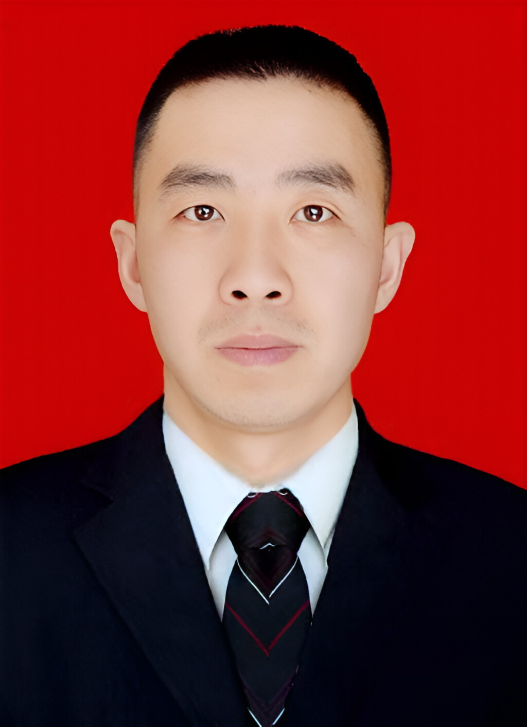 李教员 照片