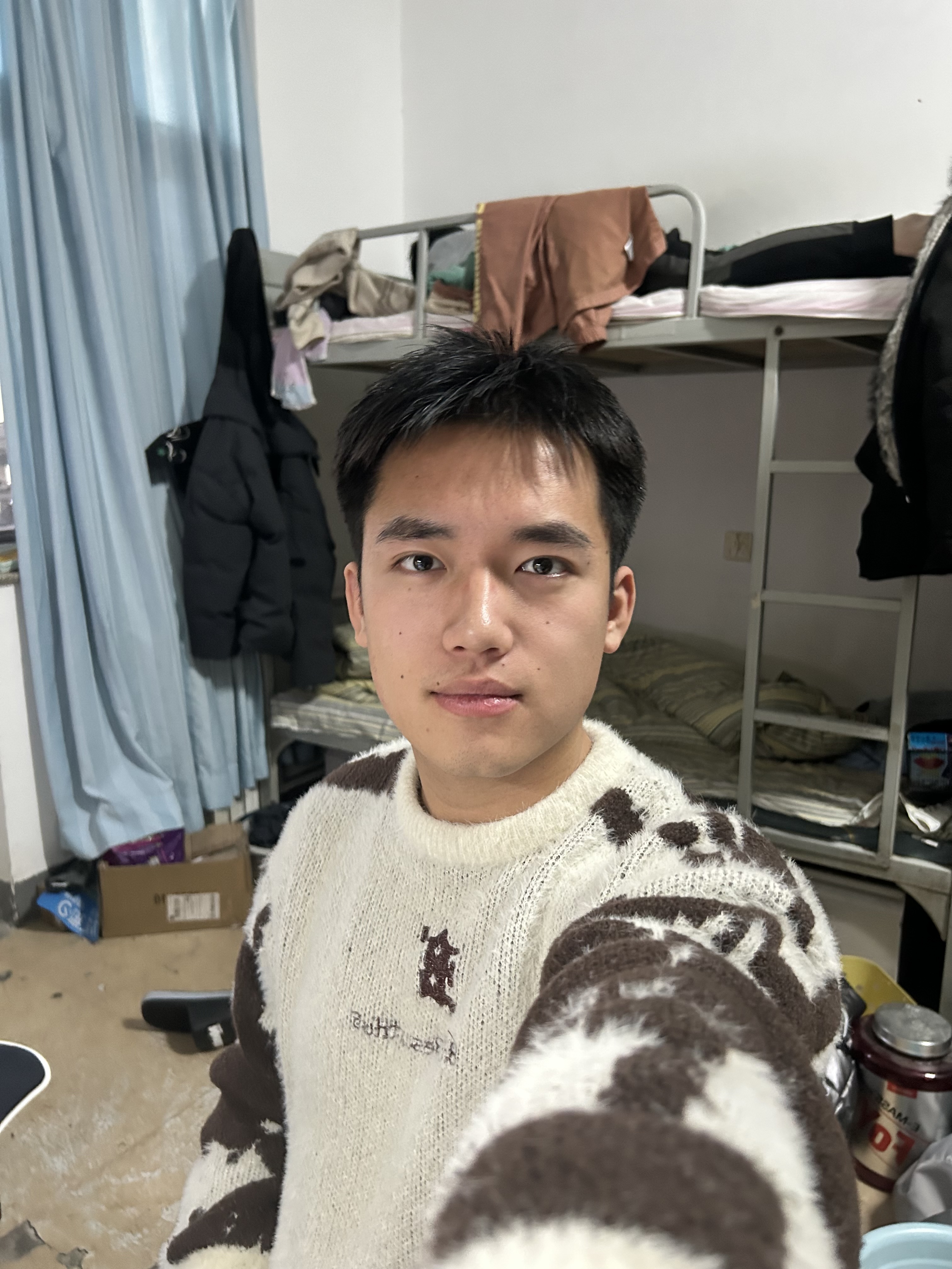 崔教员 照片