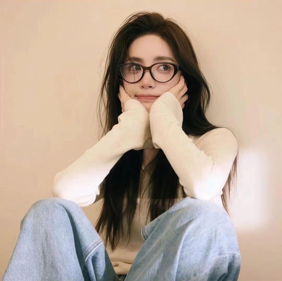 张教员 照片