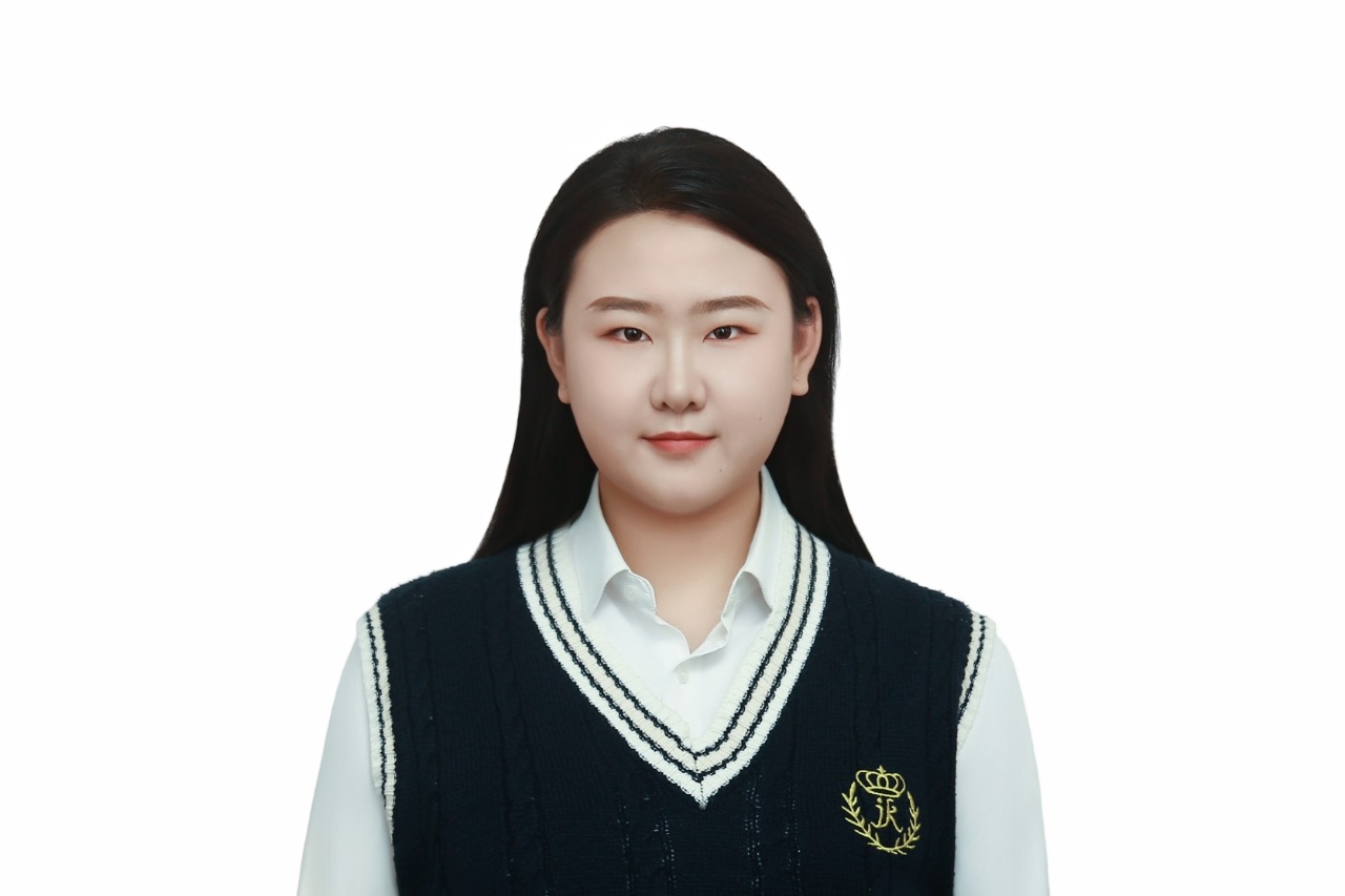 于教员 照片