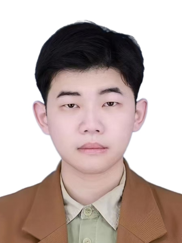施教员 照片