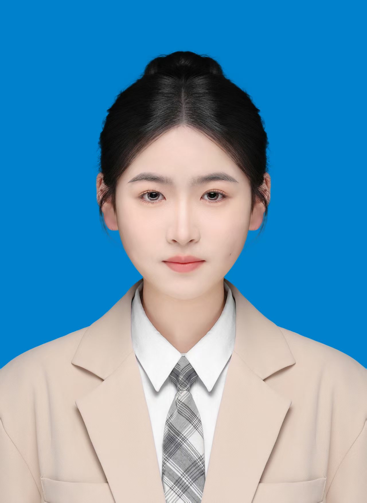 李教员 照片