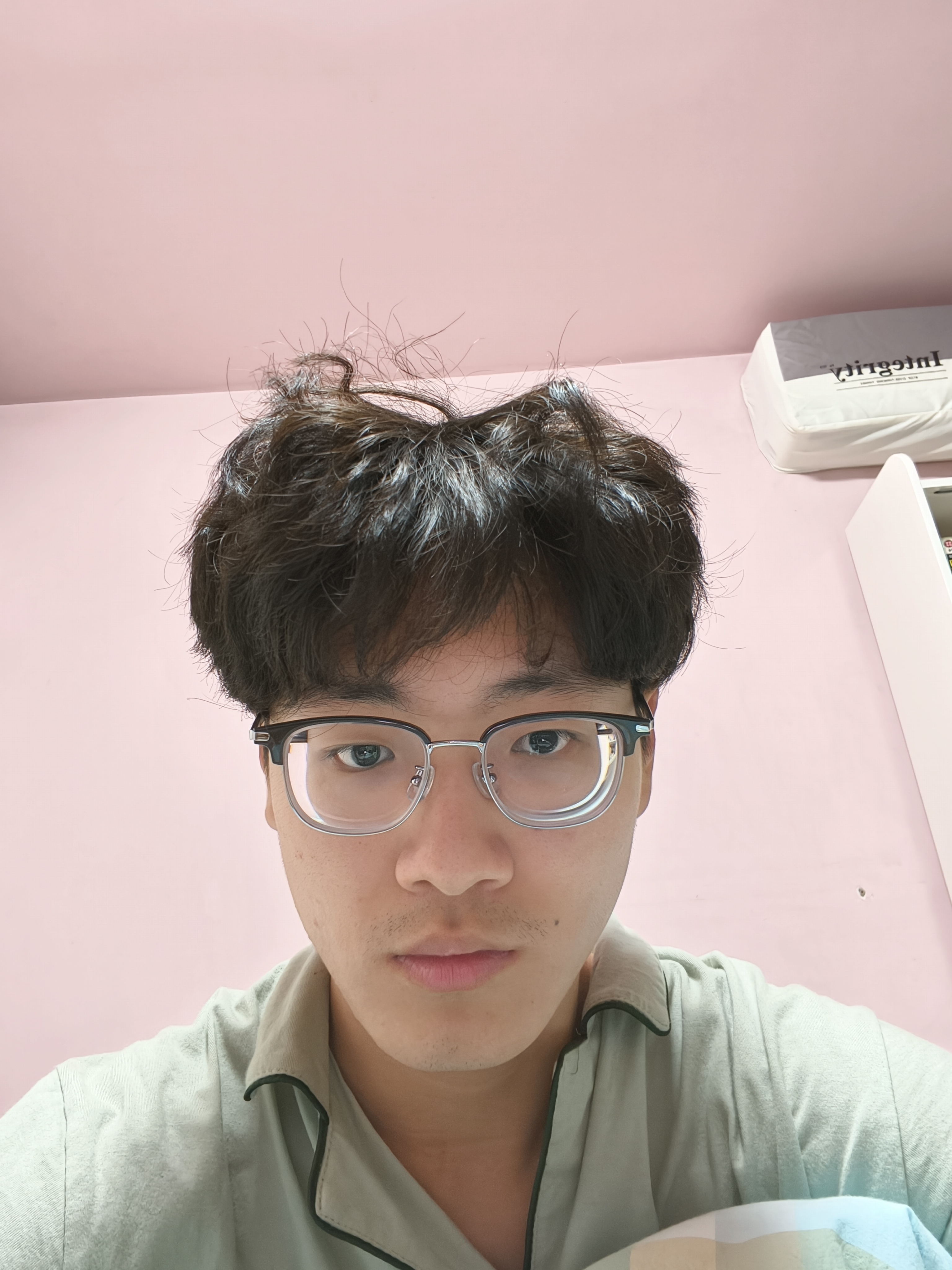 谷教员 照片