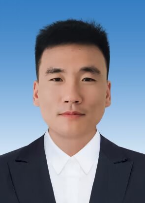 胡教员 照片