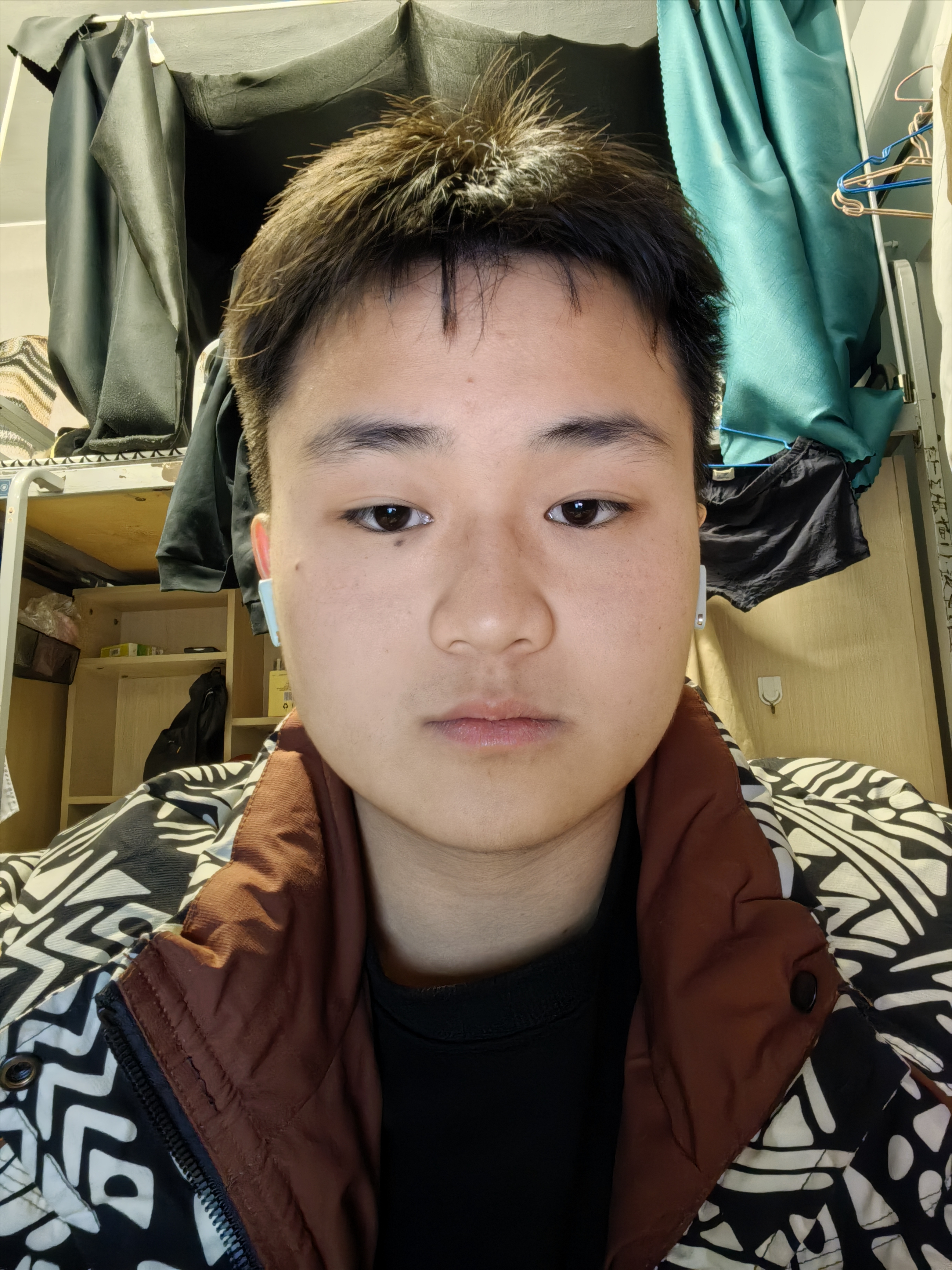 王教员 照片