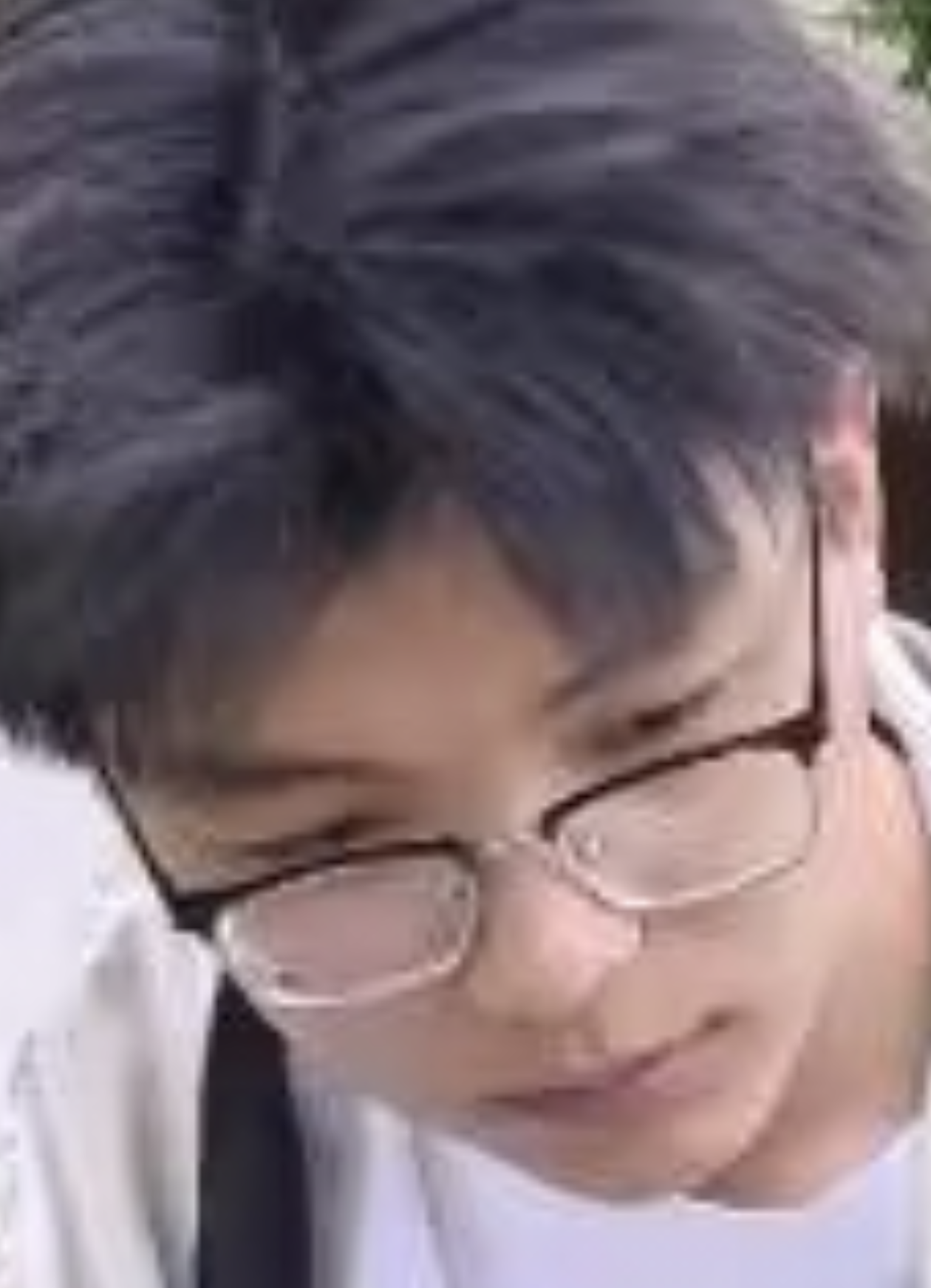 李教员 照片