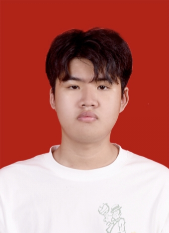 胡教员 照片