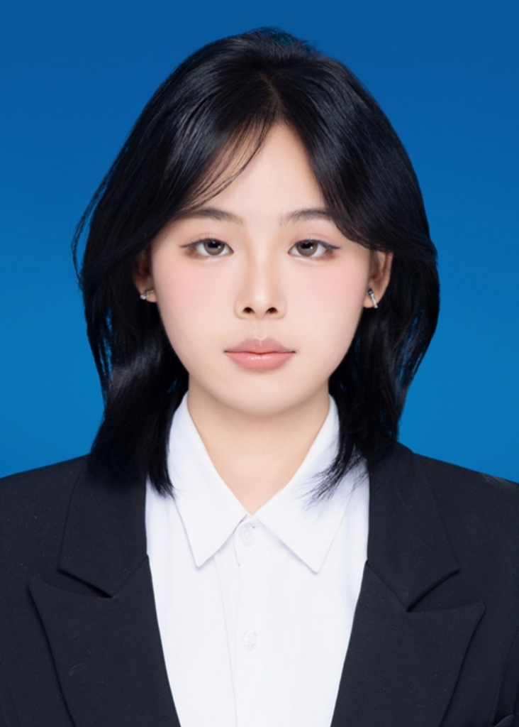 江教员 照片