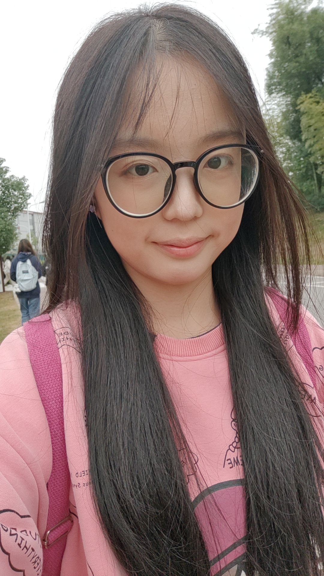戴教员 照片