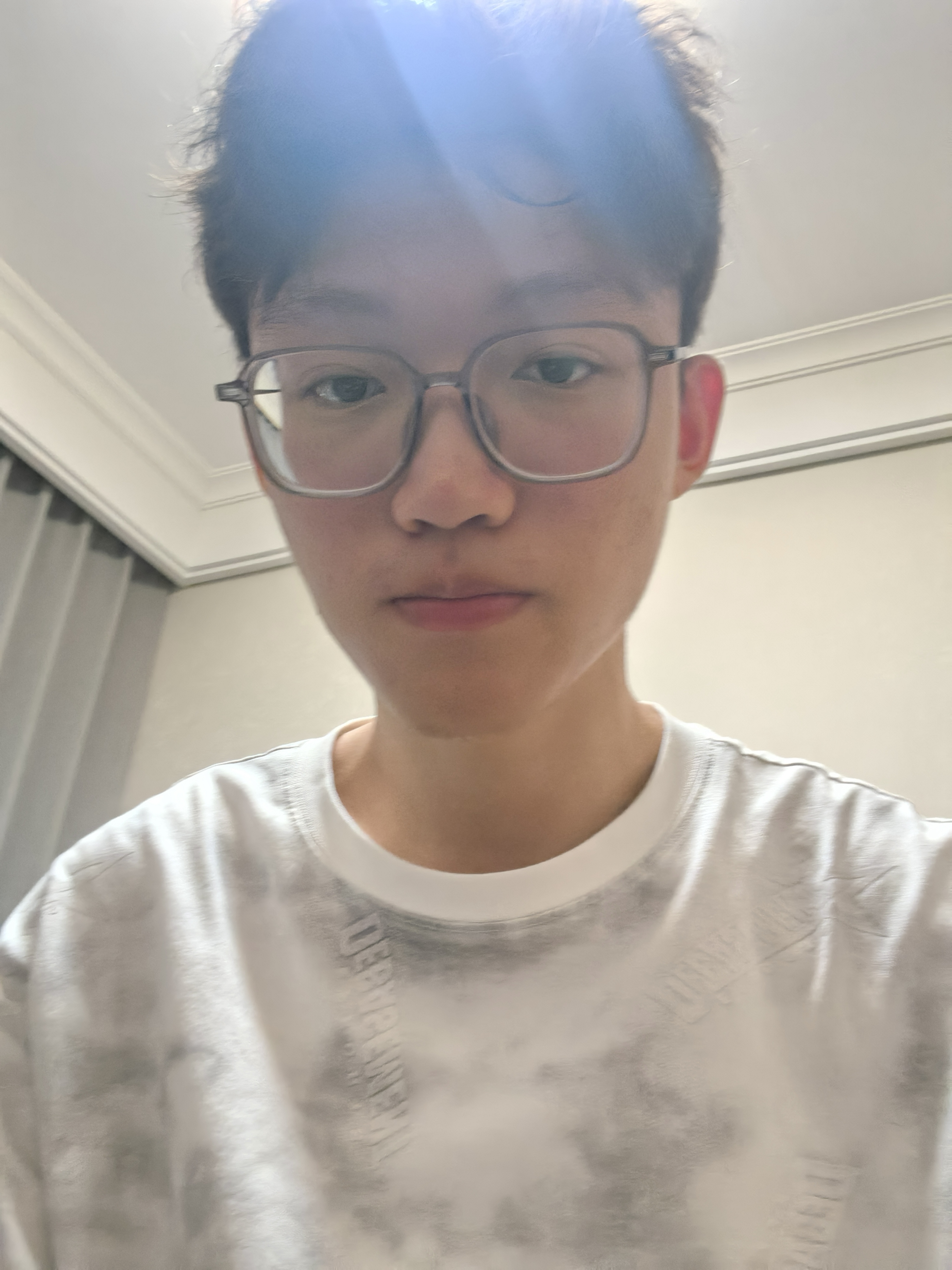 王教员 照片