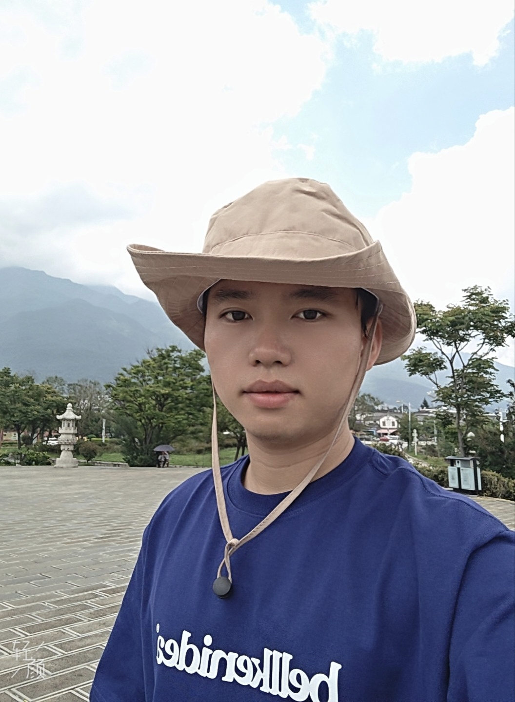 蔡教员 照片