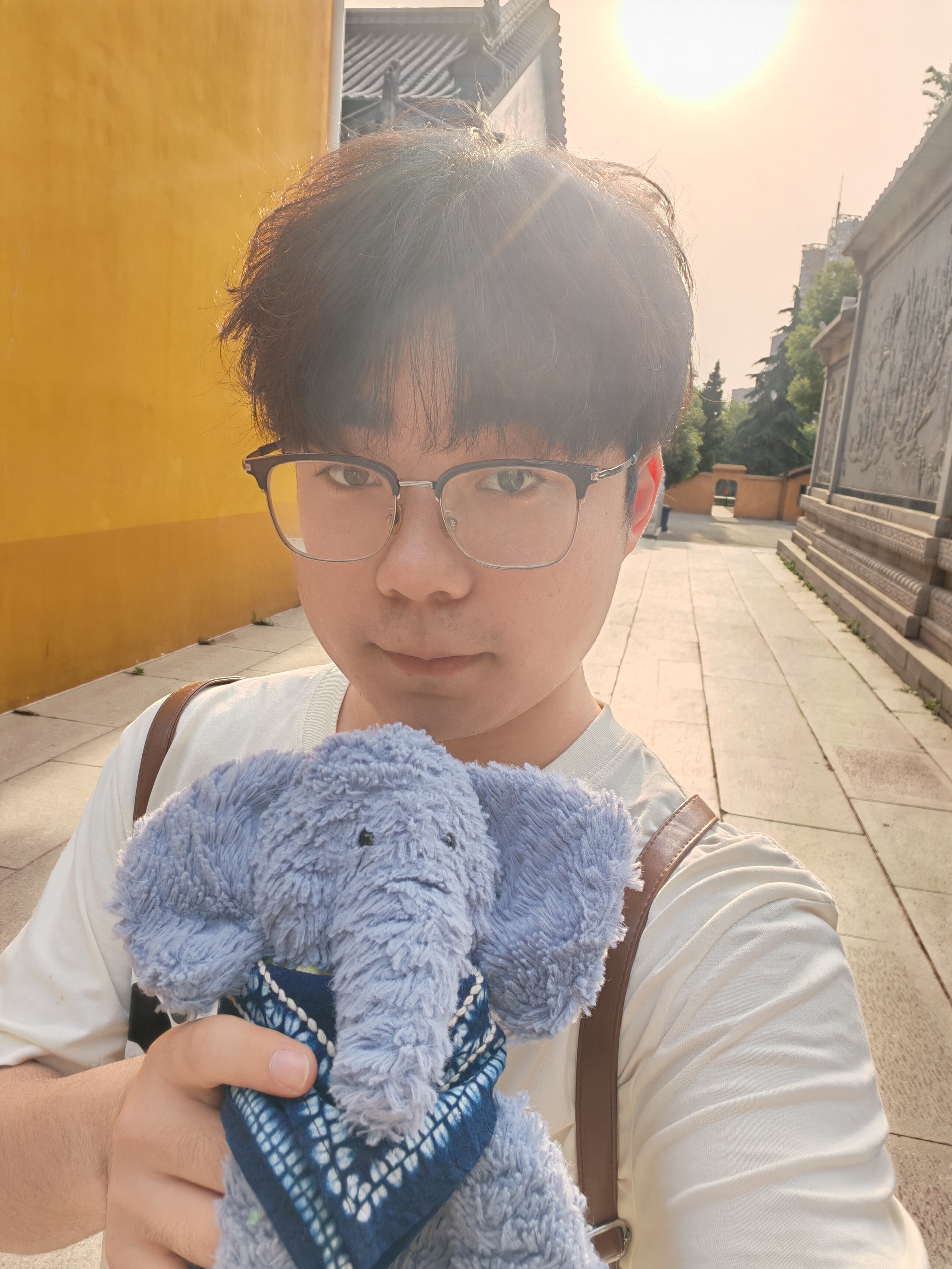 李教员 照片