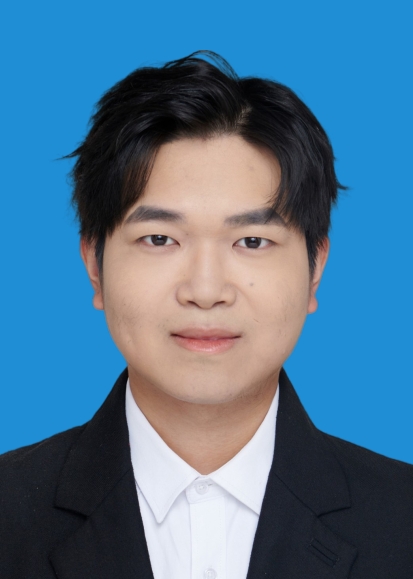 王教员 照片