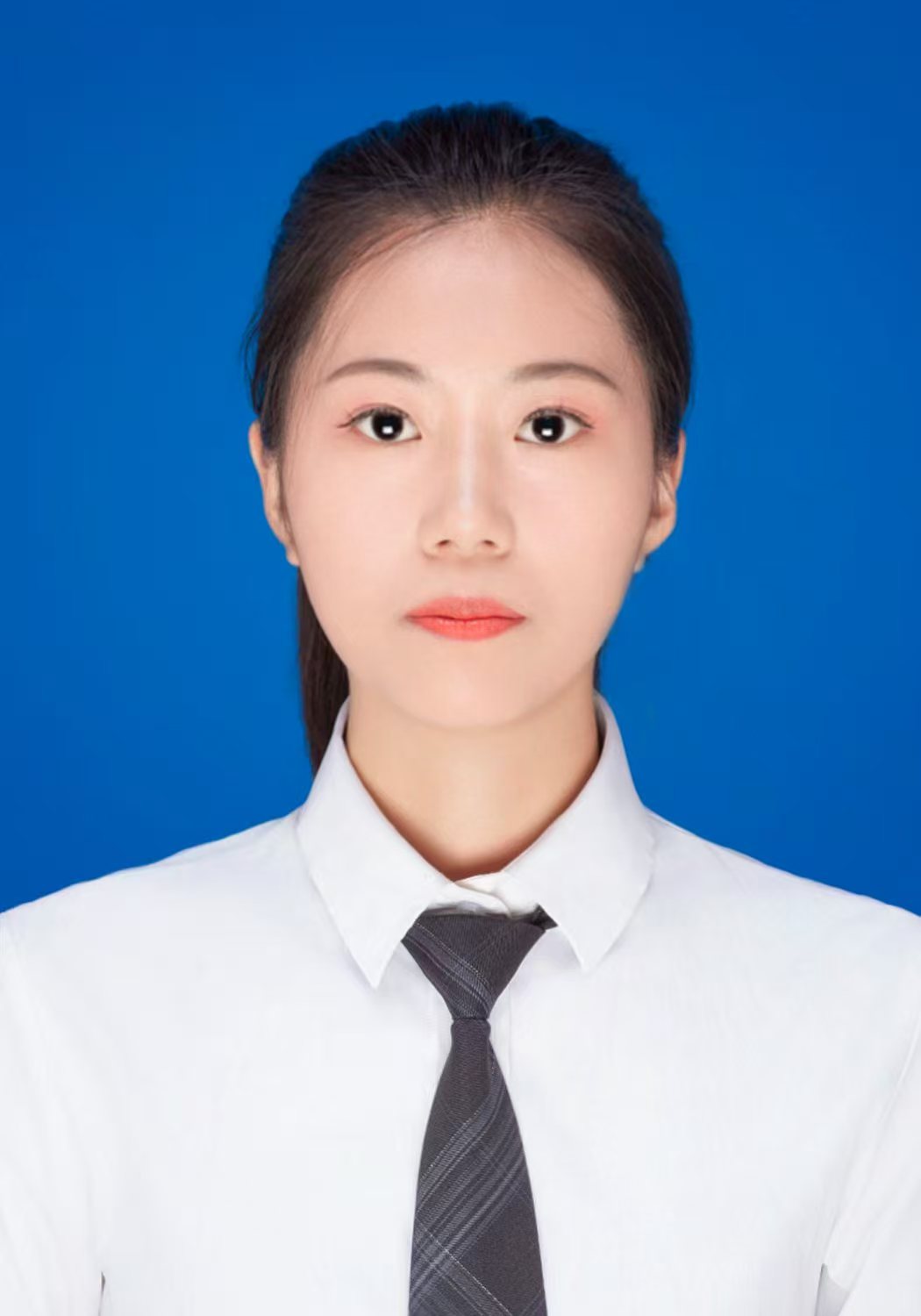 李教员 照片