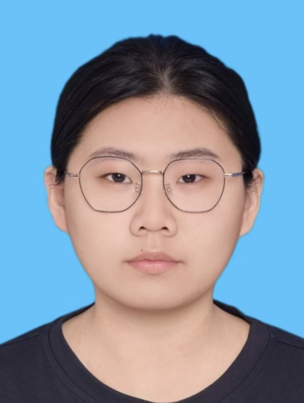 张教员 照片