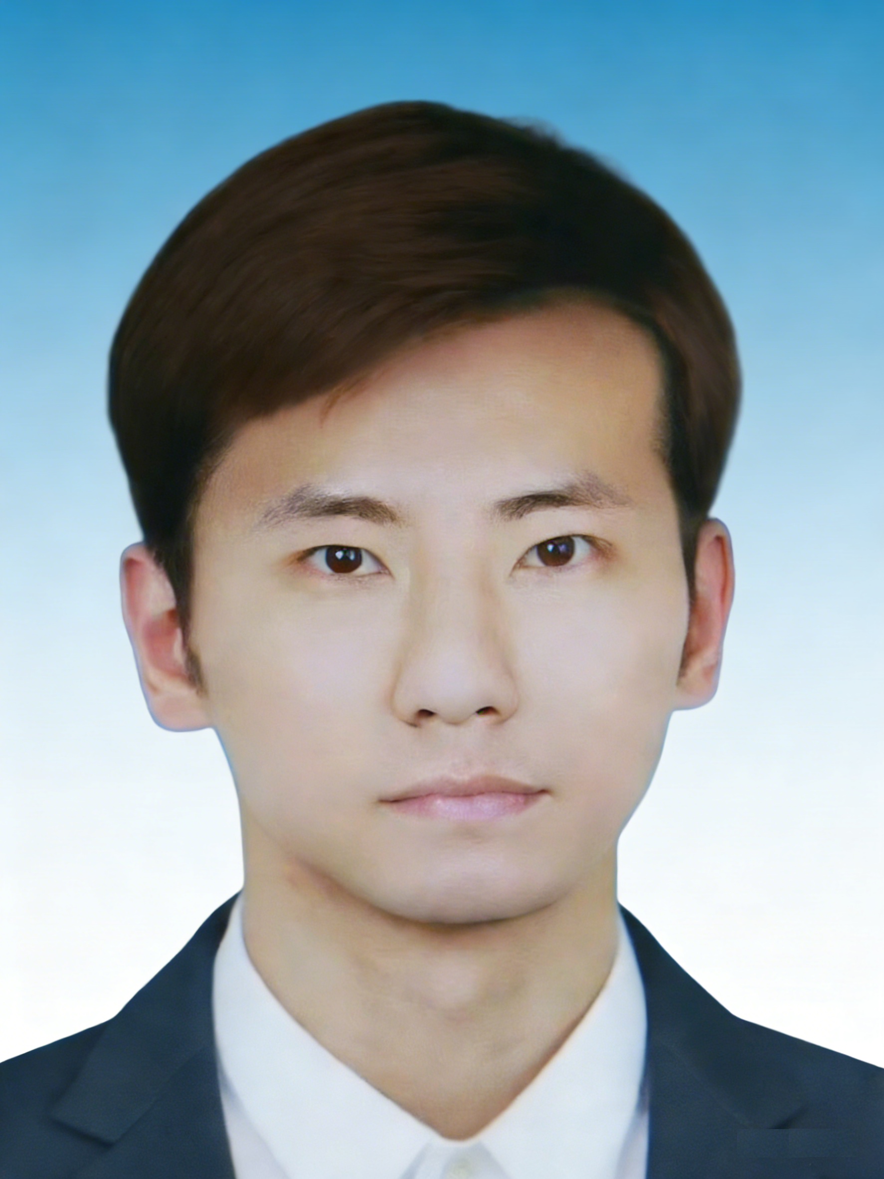 任教员 照片