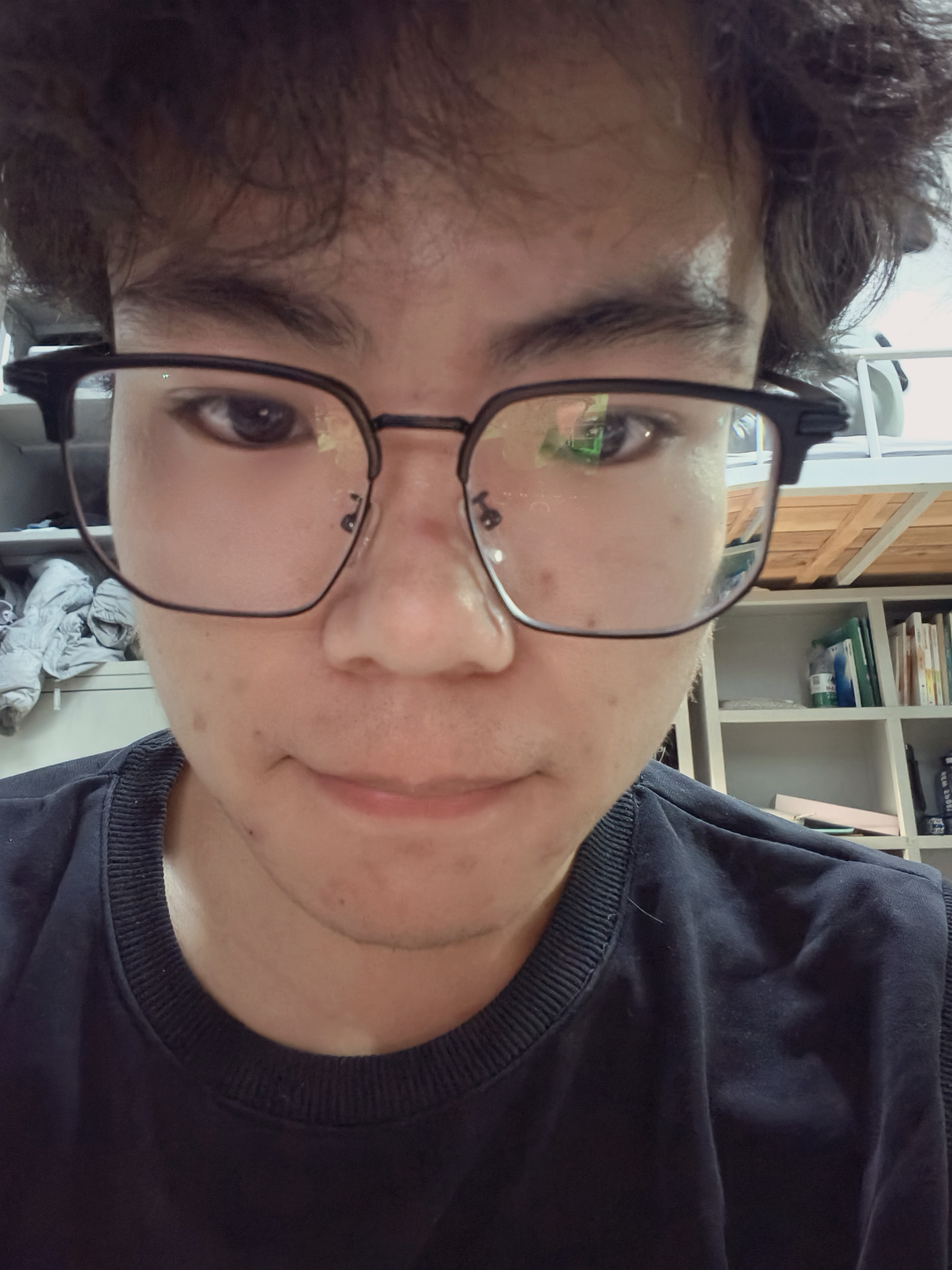 黄教员 照片