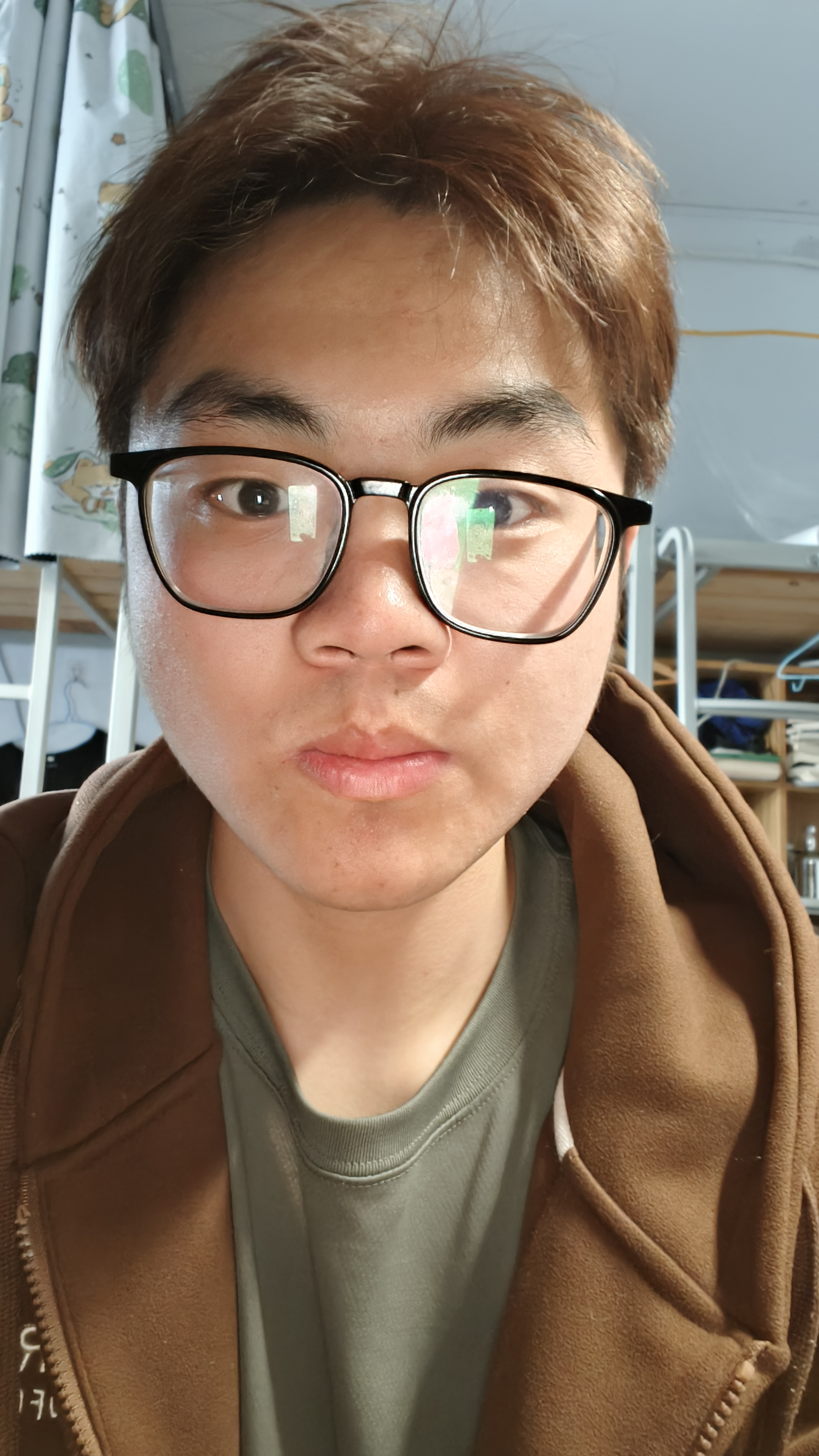 刘教员 照片