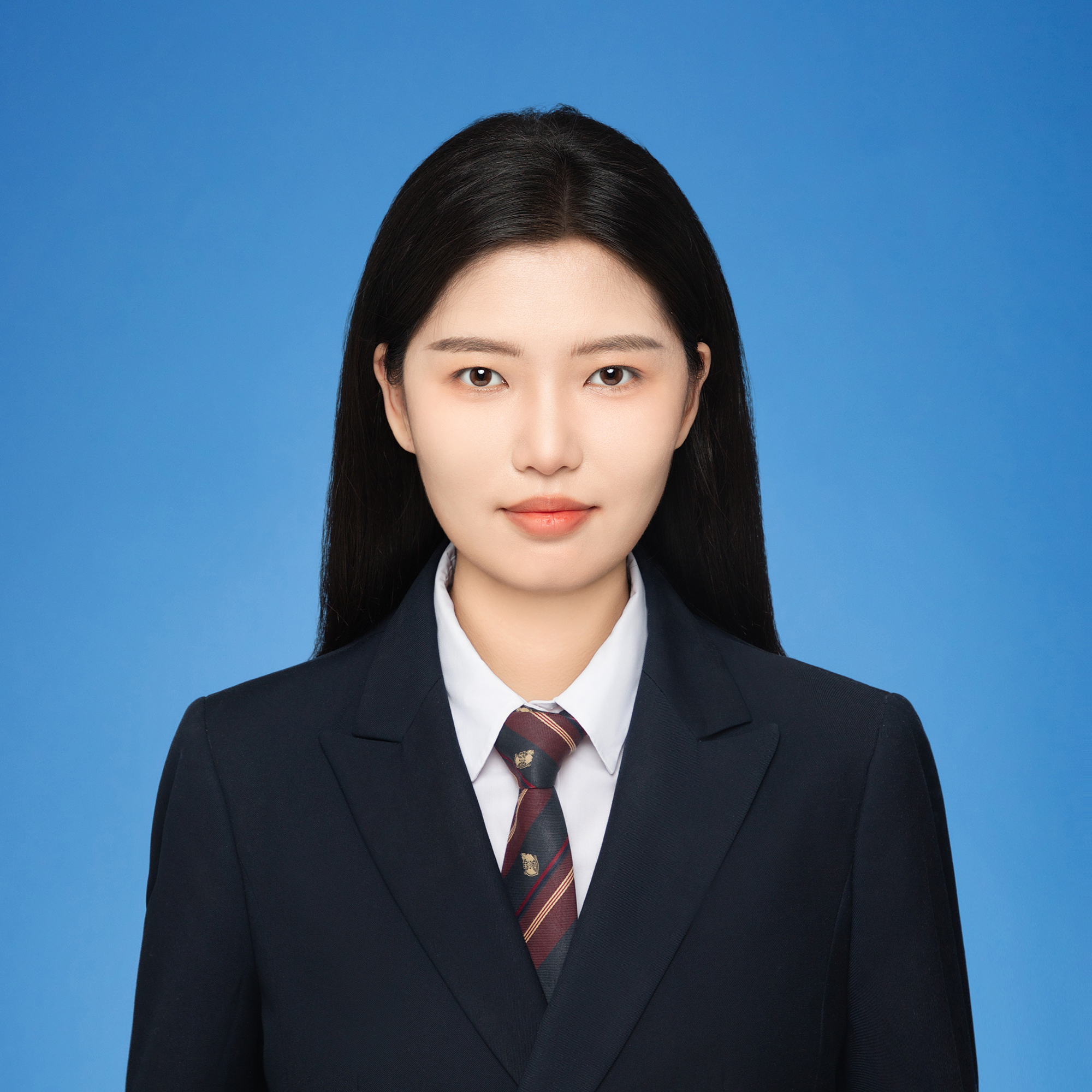 吕教员 照片