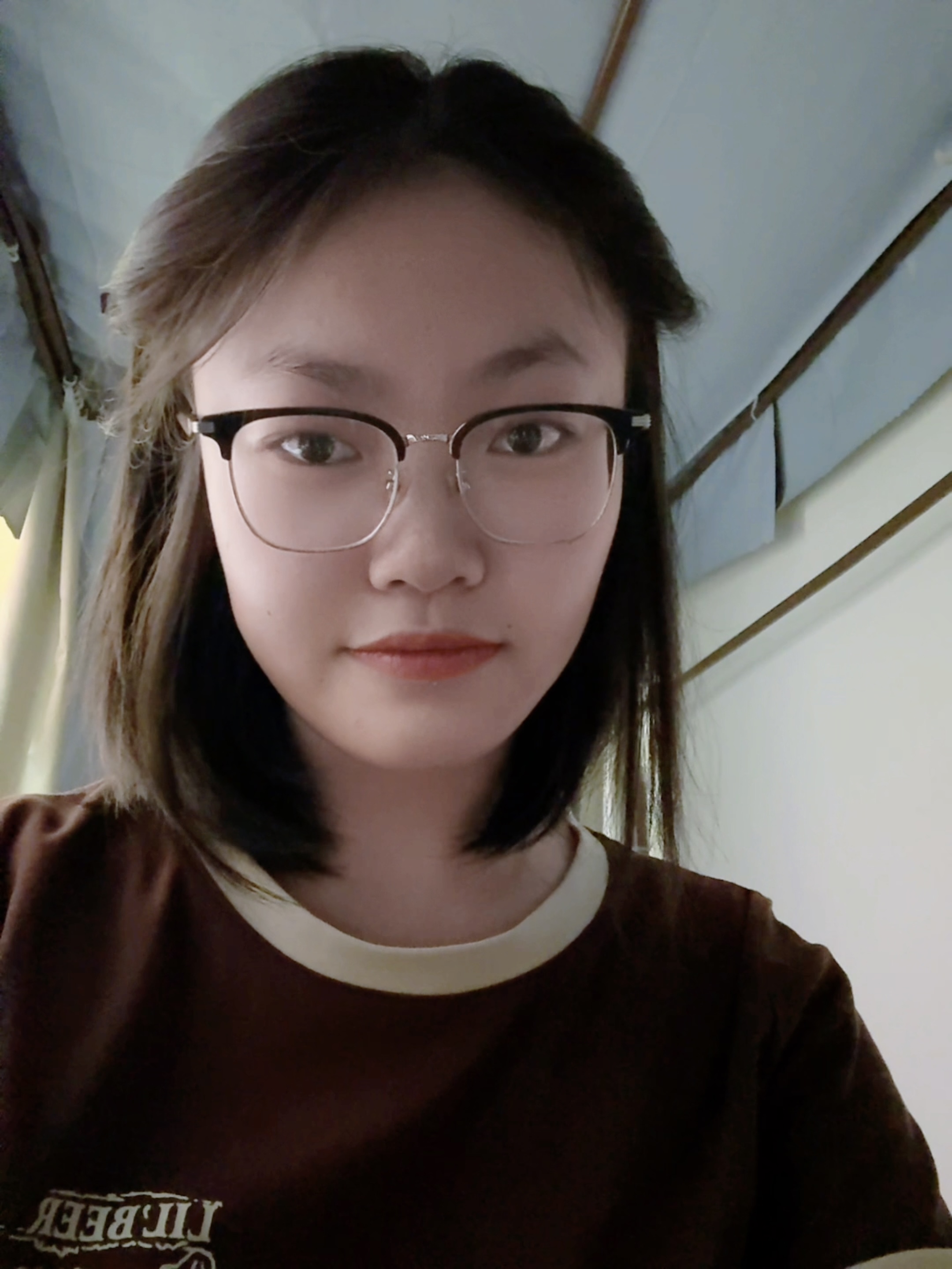 刘教员 照片