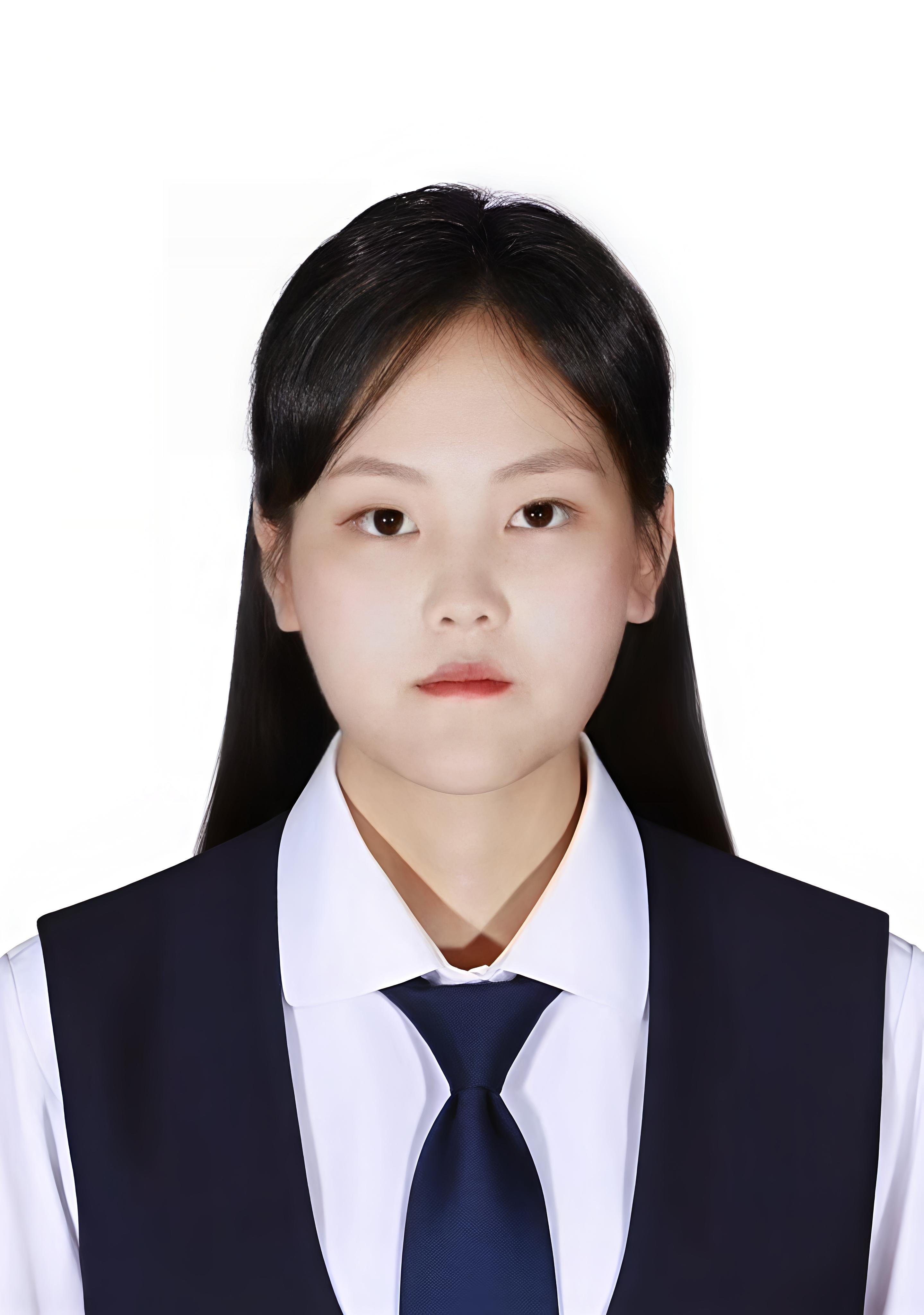 李教员 照片