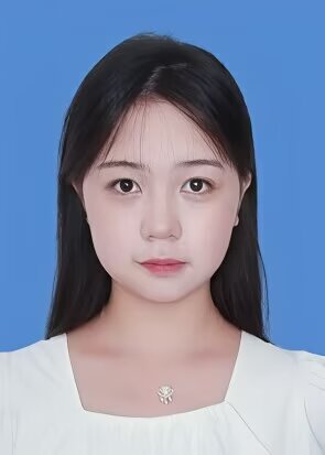 李教员 照片