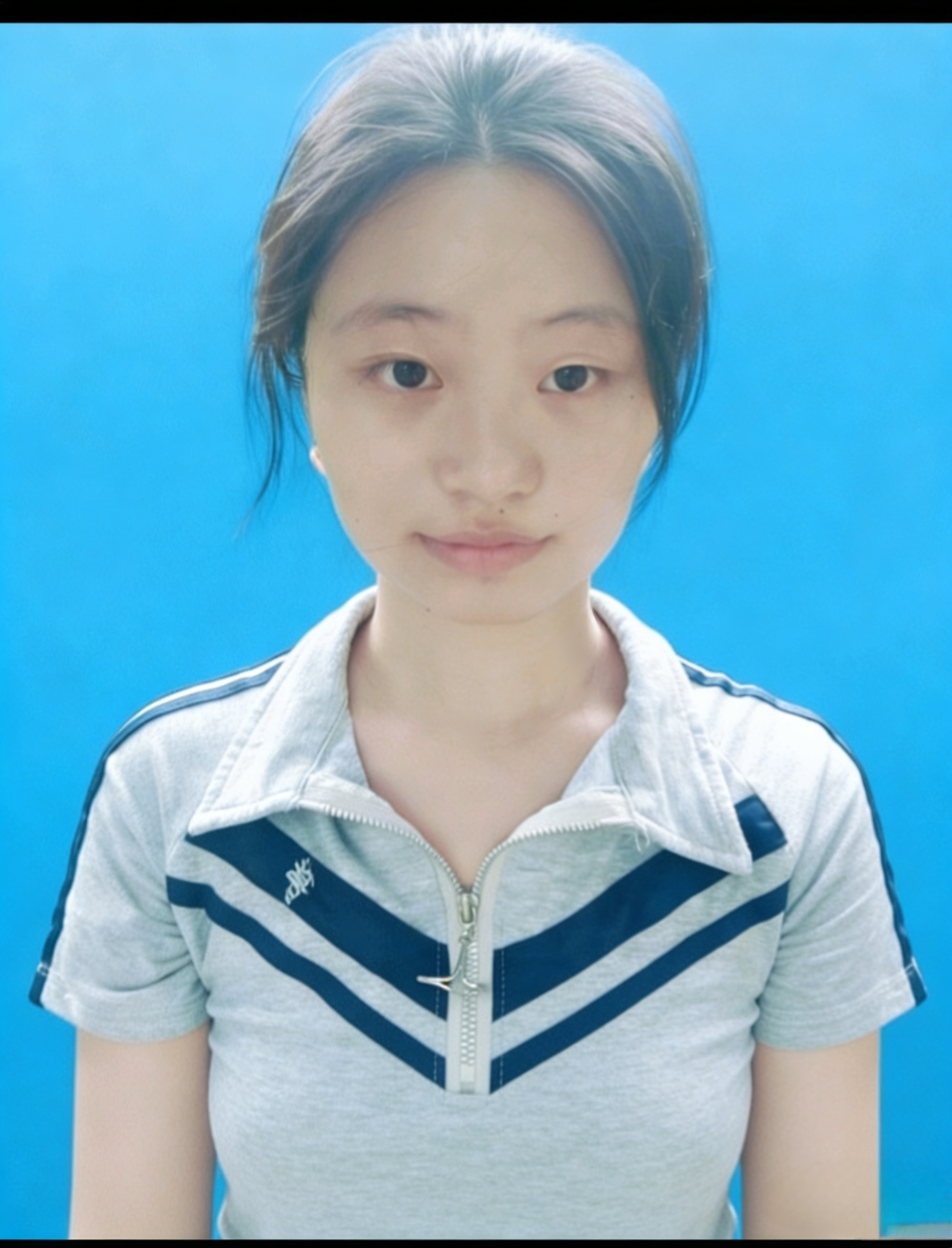 胡教员 照片