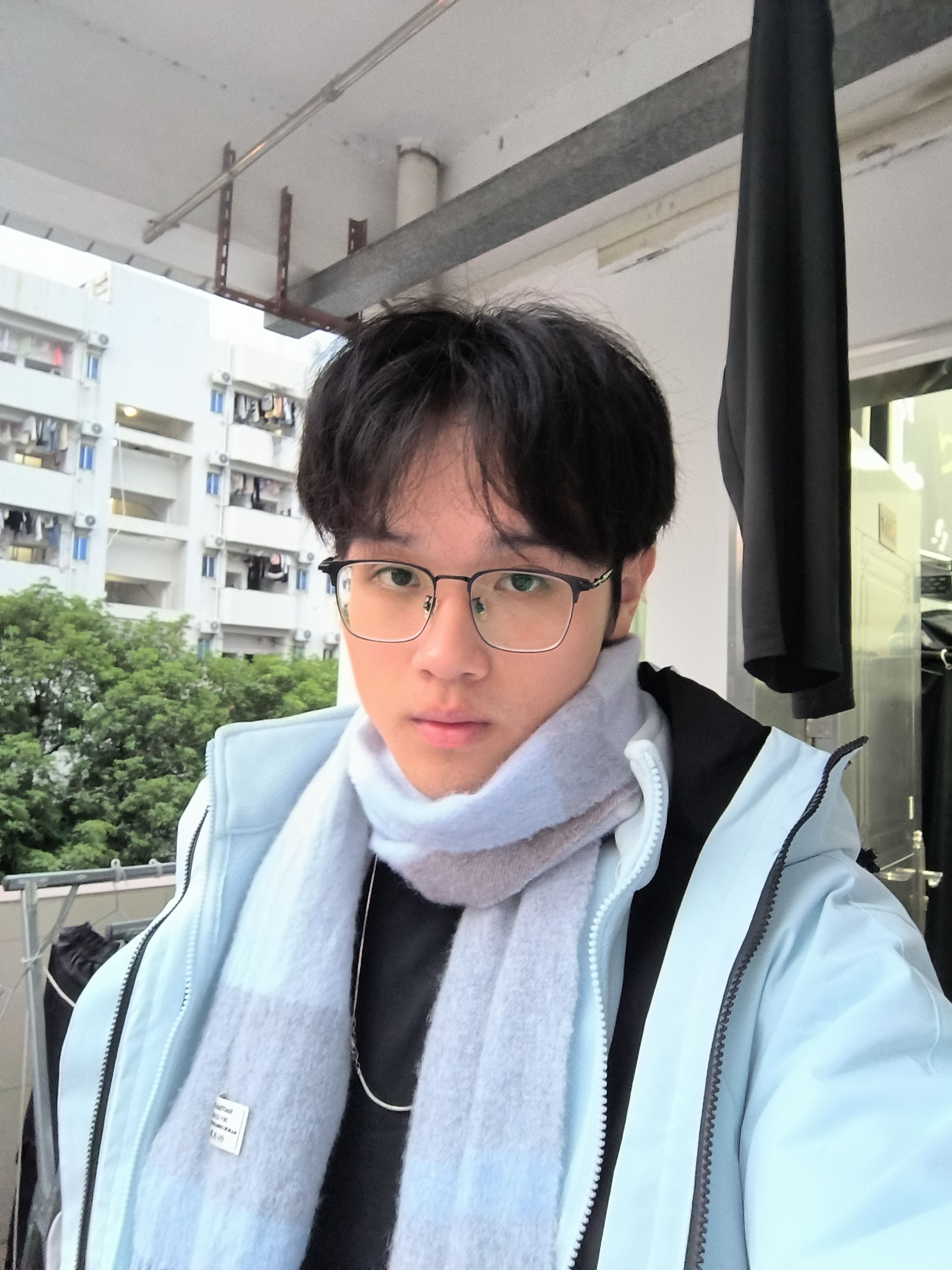 李教员 照片