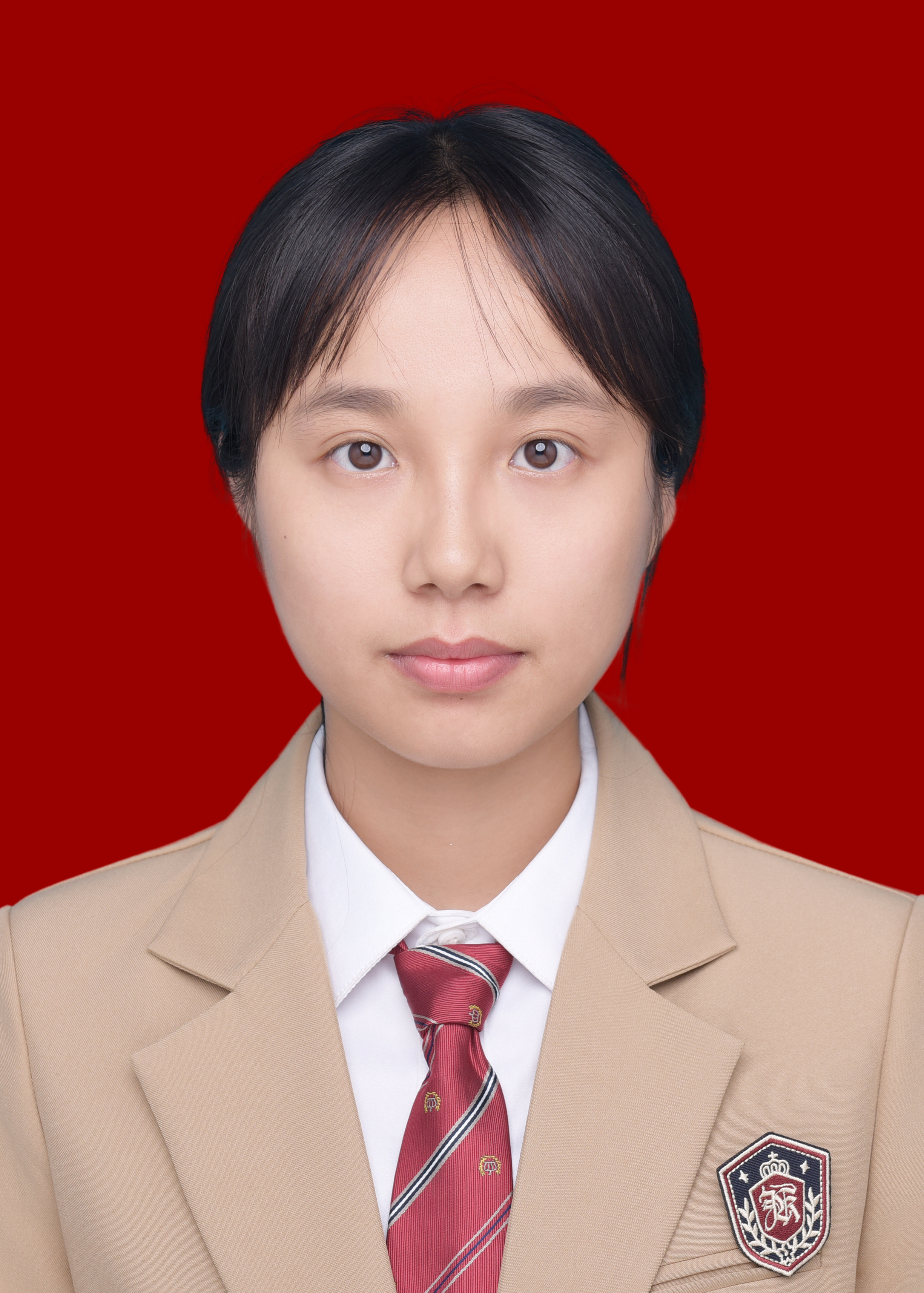 李教员 照片