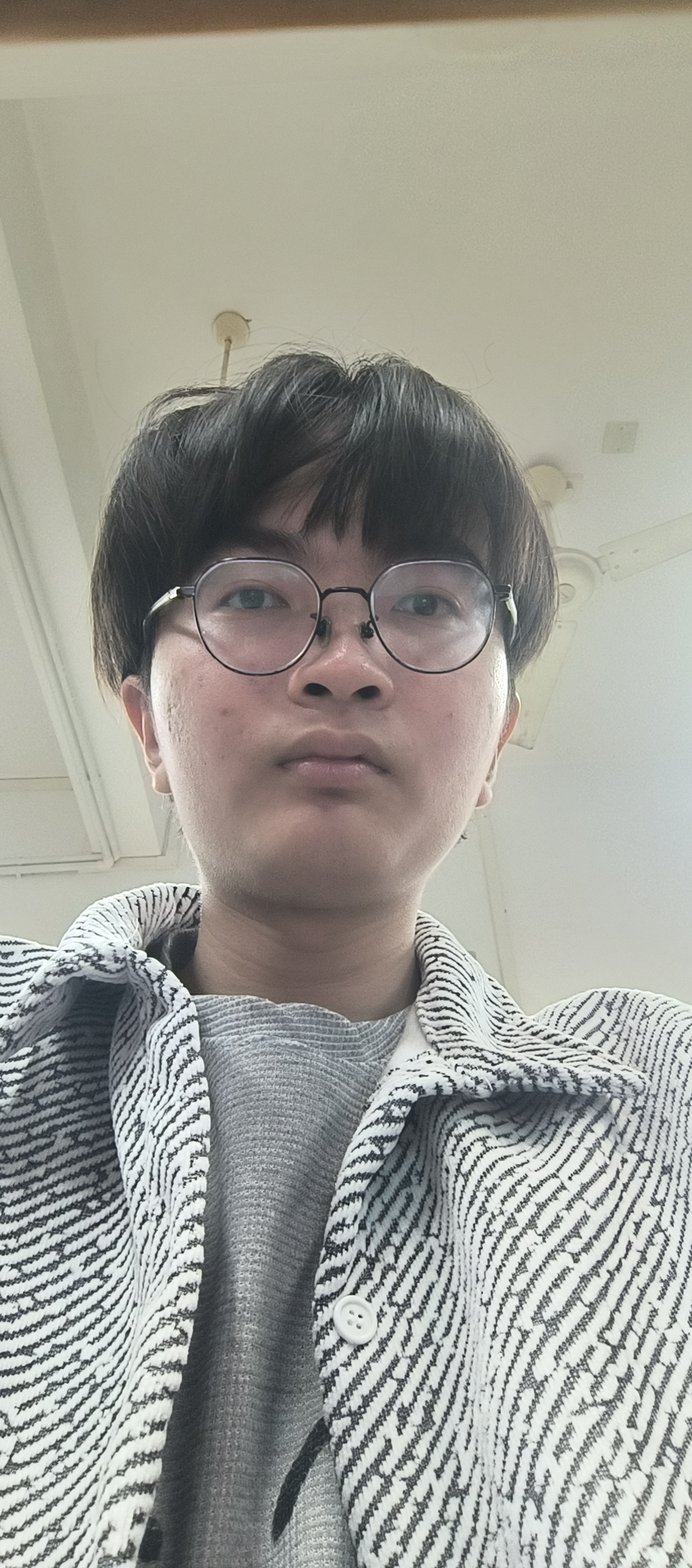 曾教员 照片