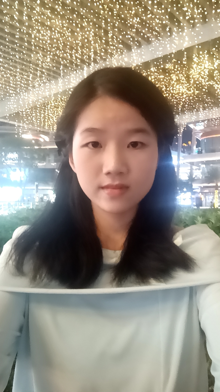 刘教员 照片