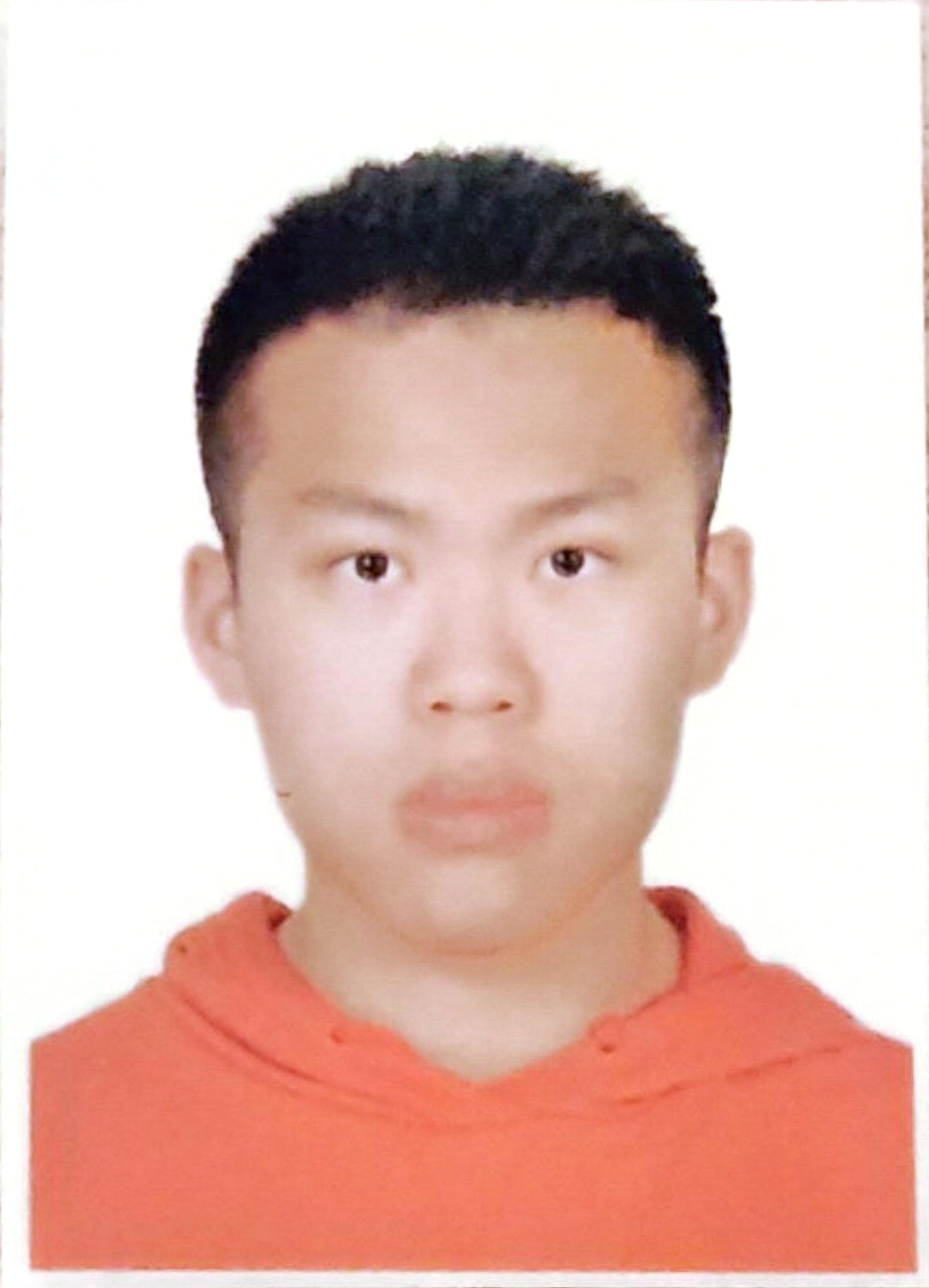张教员 照片