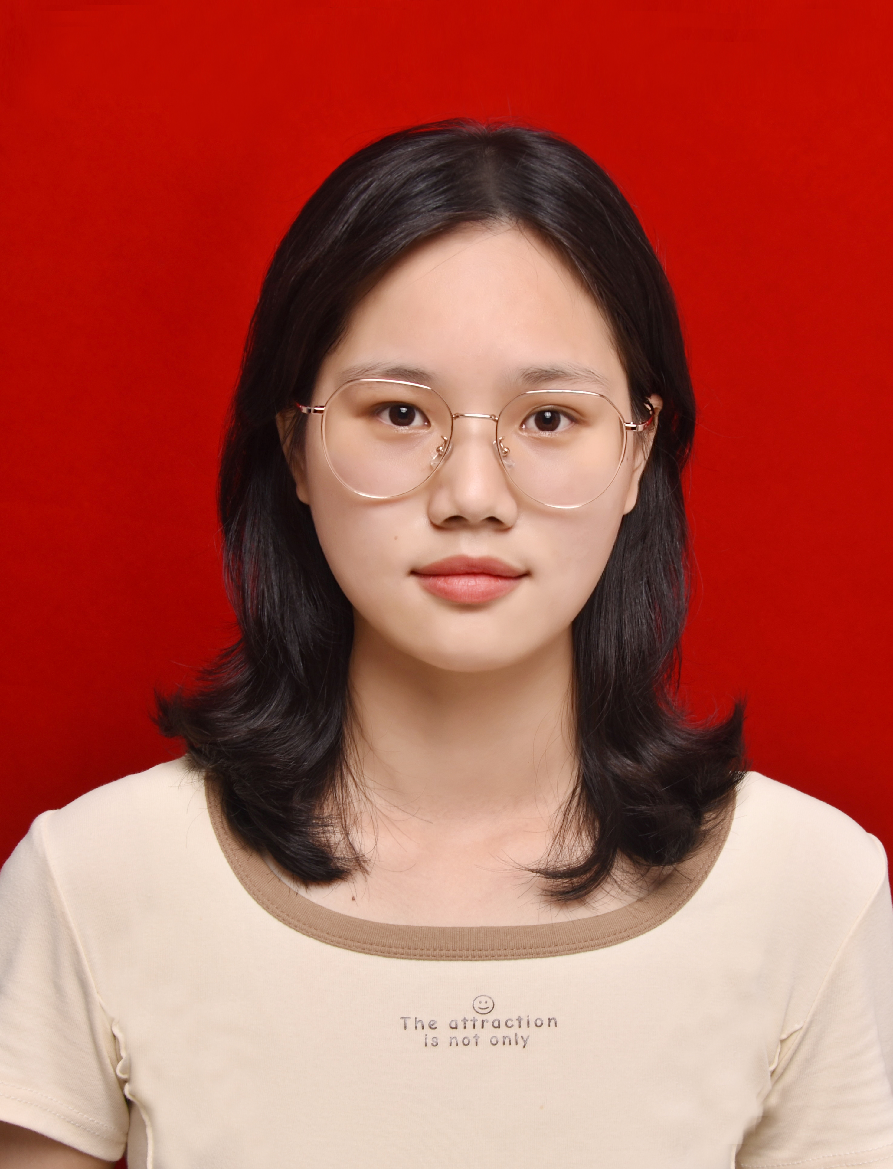 王教员 照片
