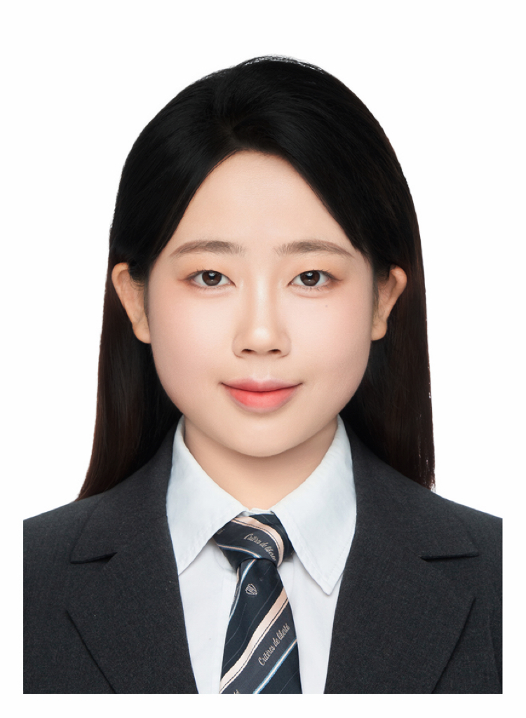 李教员 照片