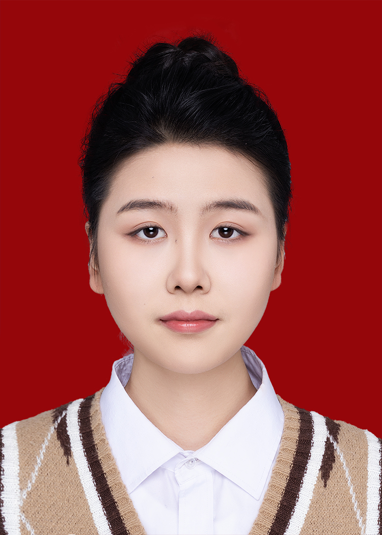 马教员 照片