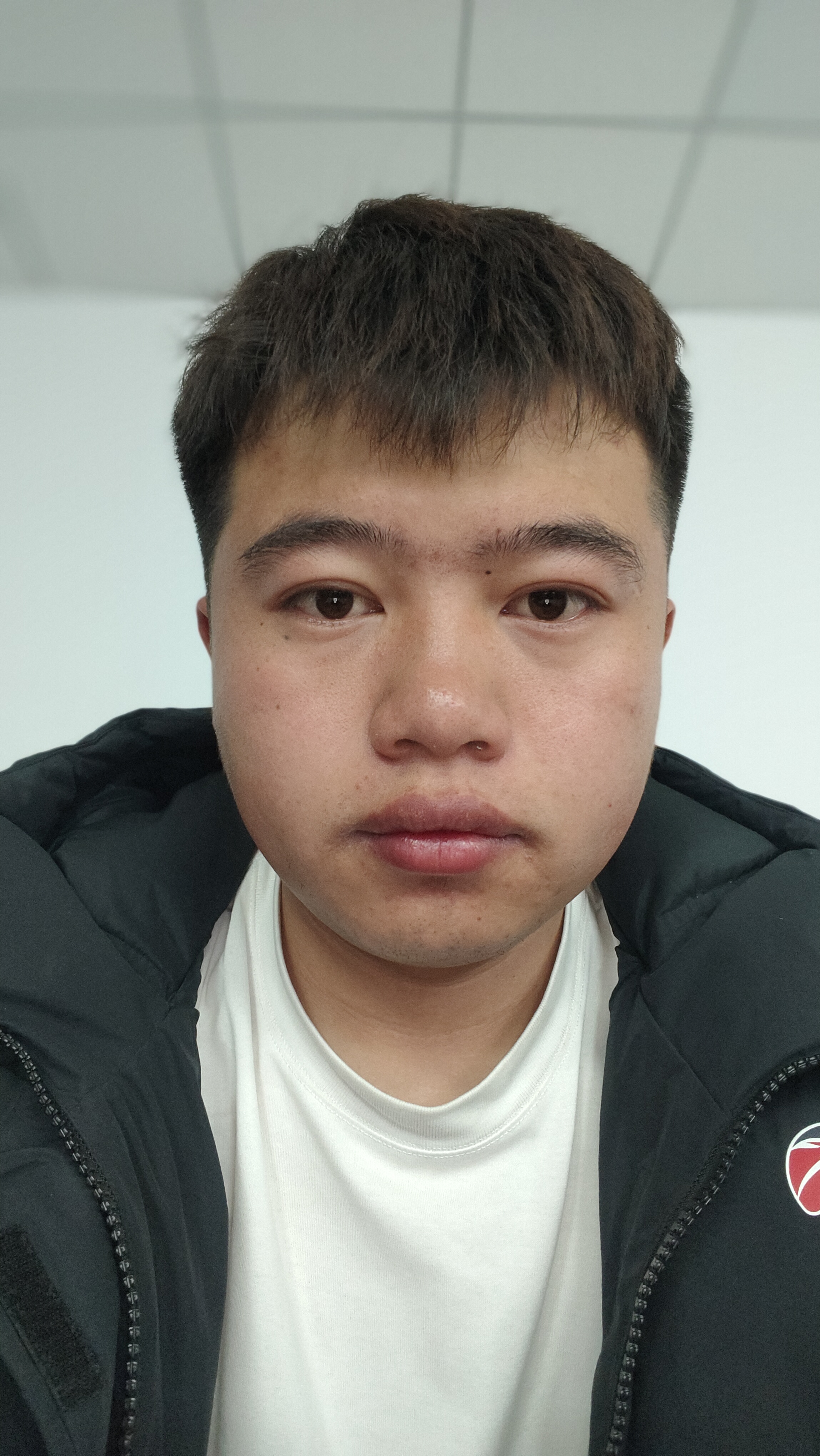 王教员 照片